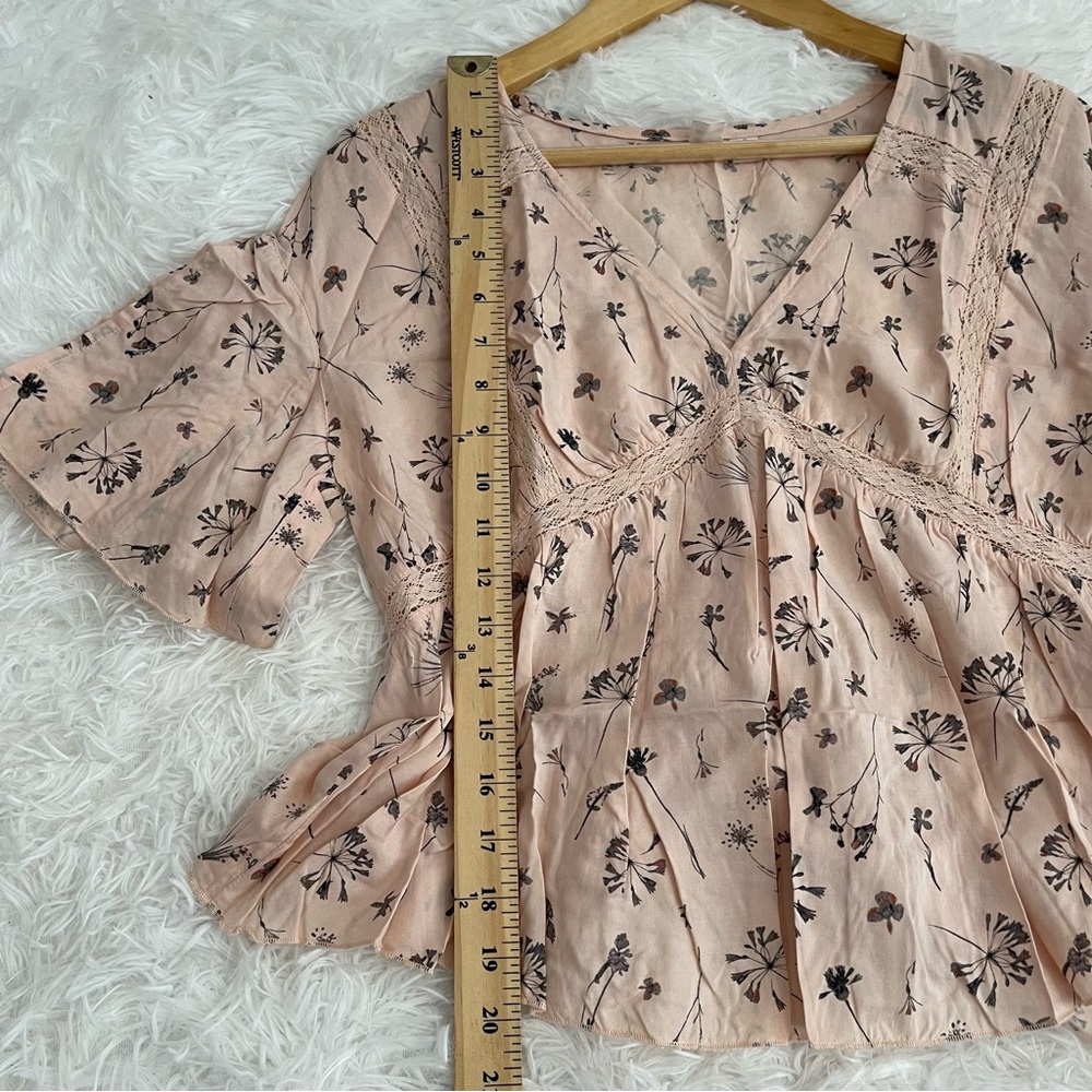 Melrose And Market Floral Babydoll Top Womens Small Petite Blush Short Sleeve - Picture 7 of 8